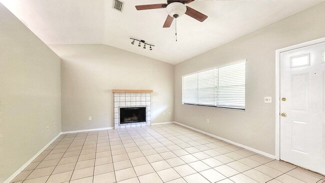 Foto del edificio - Adorable Home in Great SW Area near Archer...