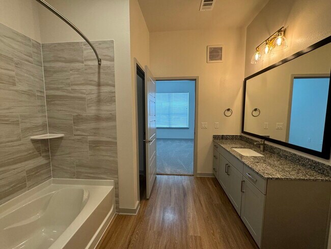 Foto del edificio - 4700 Texas 114 Apt #9106, Northlake, TX 76262 - 1 BR 1 BA condo