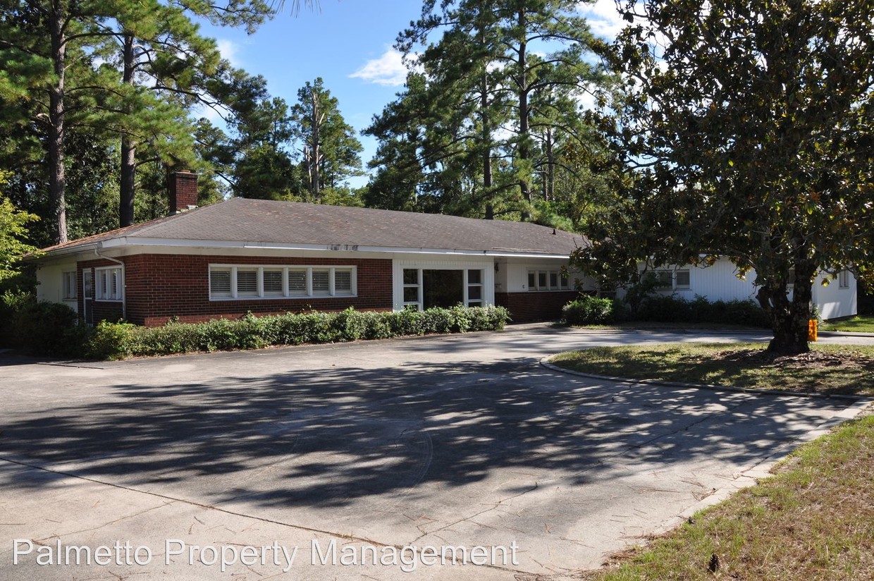 Foto principal - 701 Shaw Dr