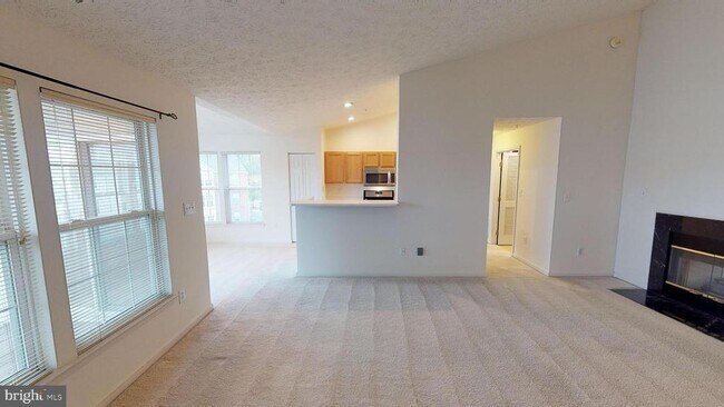 Foto del edificio - 2443 Blue Spring Ct