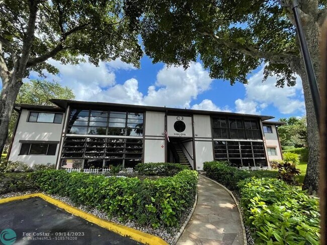 Foto del edificio - 9992 N Belfort Cir