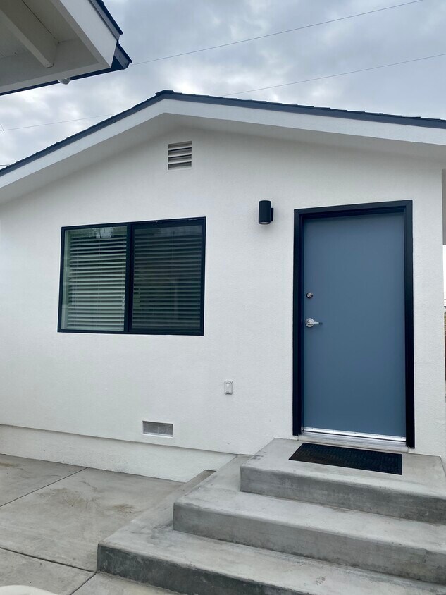 143 N Barbara Ave, Azusa, CA 91702 House Rental in Azusa, CA