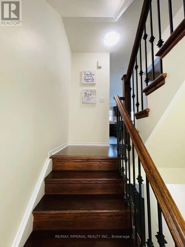 Building Photo - 2178 Fiddlers Way