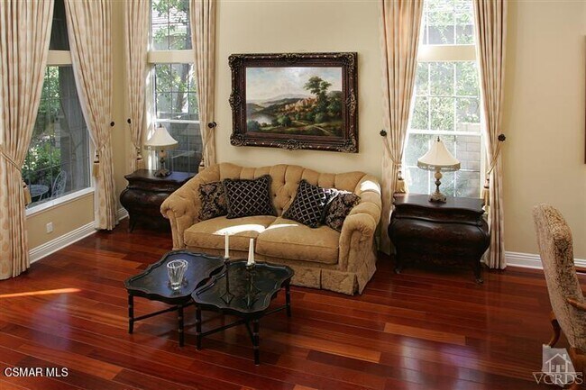 Foto del edificio - 2563 Littlefield Ct