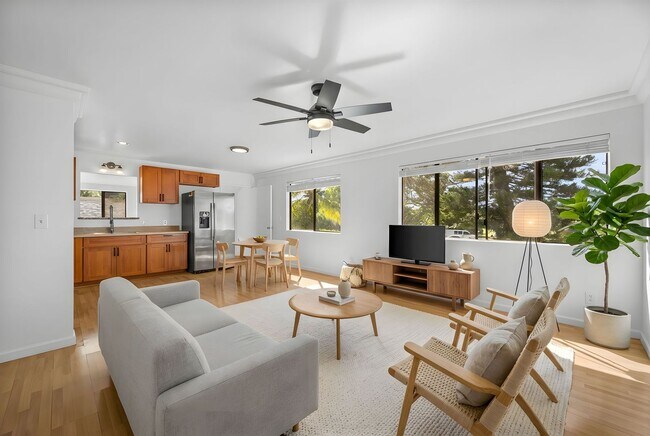Foto del edificio - Charming 3BR Makawao Upstairs Home – Bright, Breezy & Move-In Ready