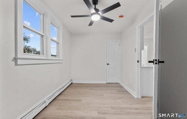 Foto del edificio - 32 Lamberton St