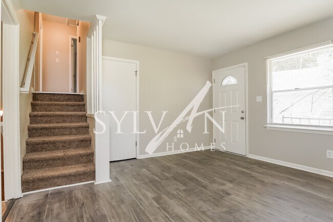 Foto del edificio - Live the good life in this 3 BR, 2 BA home