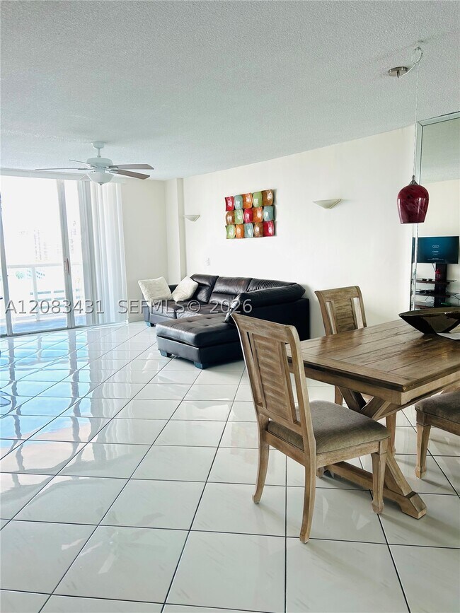 Foto del edificio - 3800 S Ocean Dr
