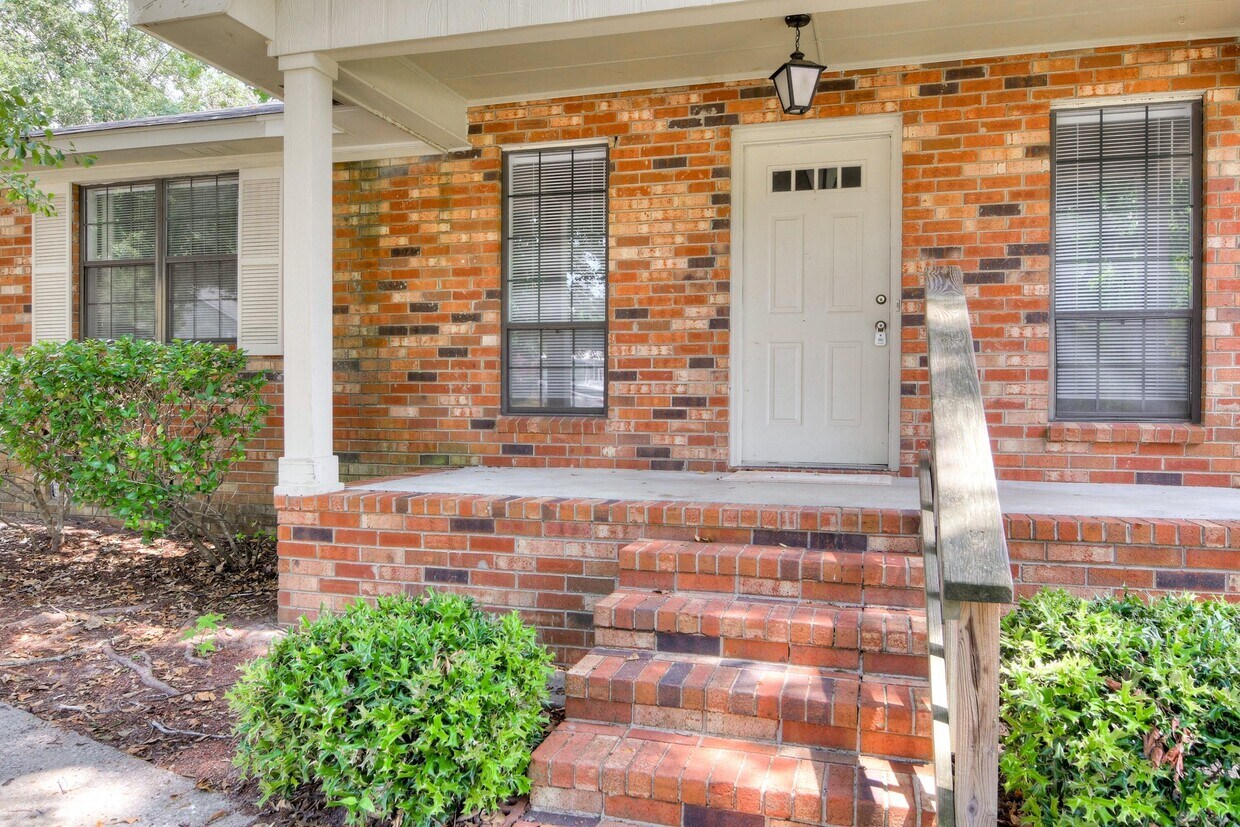 Foto principal - 292 Murray Dr