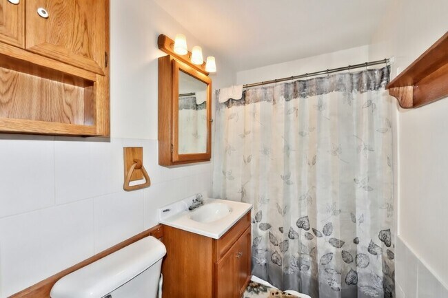 Foto del edificio - 330 Duane St