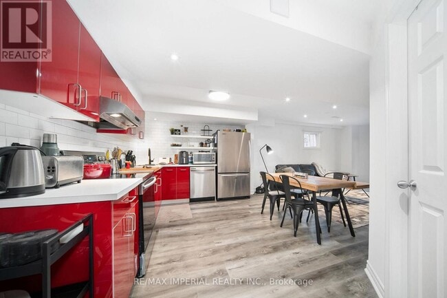 Building Photo - 9 Caramel Crescent