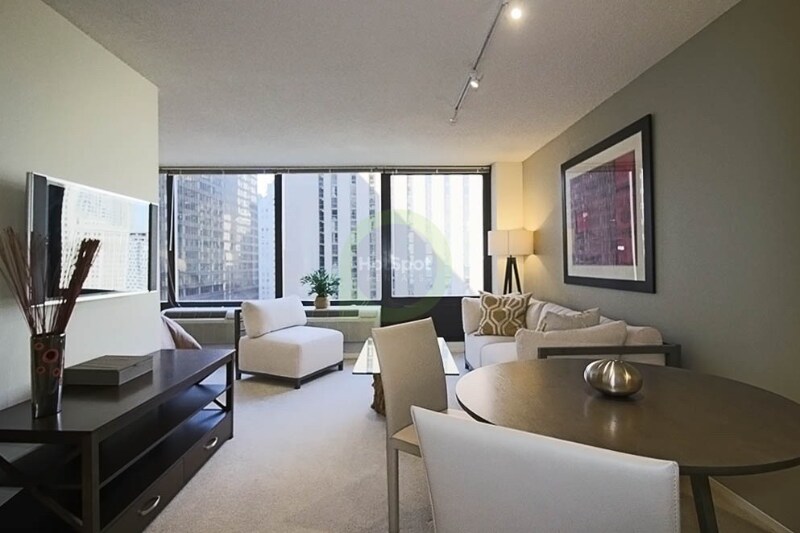 Foto principal - 229 E Wacker Dr