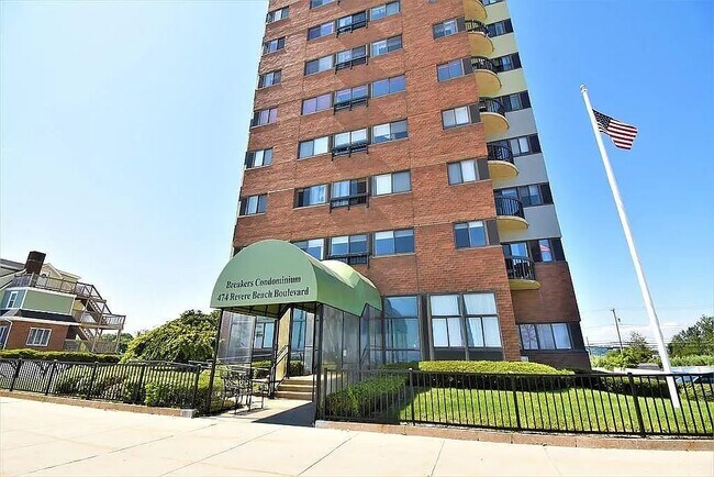 Foto del edificio - 474 Revere Beach Blvd