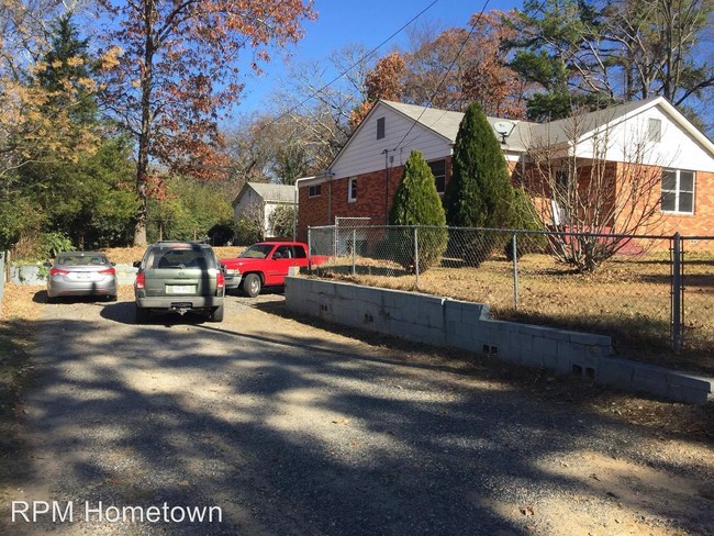 Foto del edificio - 3 br, 2 bath House - 1308 West St. Louis