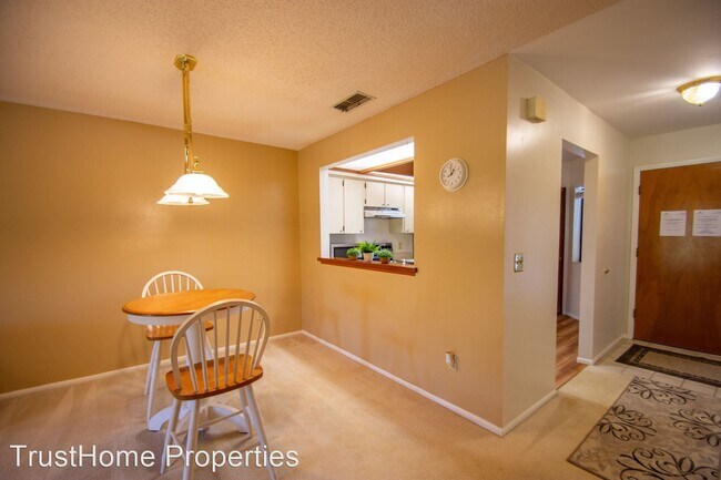 Foto del edificio - 2 br, 2 bath House - 4426 Middlebrook Rd