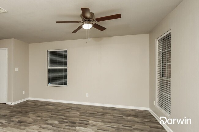 Foto del edificio - 7540 Amber Drive, Dallas, TX 75241