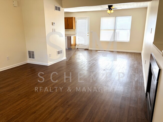 Foto del edificio - 7022 Shanty Creek Dr