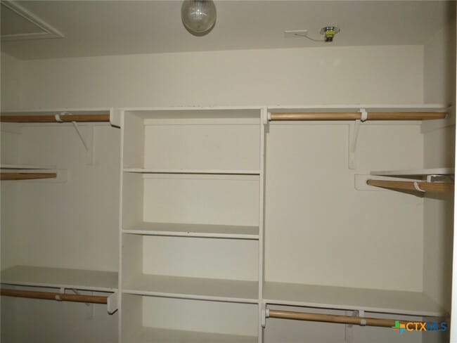 Building Photo - 5100 Lions Gate Ln
