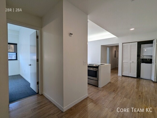 Foto del edificio - 662 E 63rd St