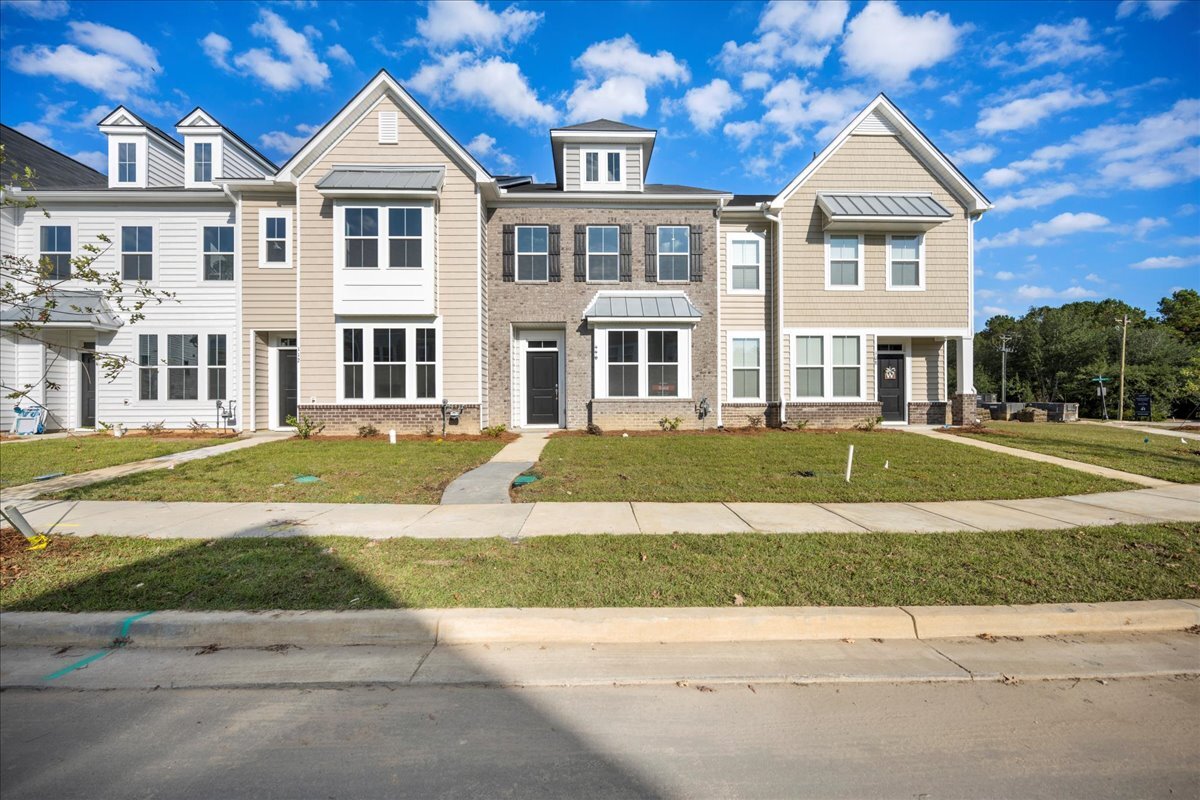 110 Pine Gate Dr, Summerville, SC 29483 Townhome Rentals in