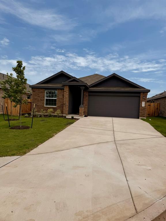 Building Photo - 106 Camargue Dr