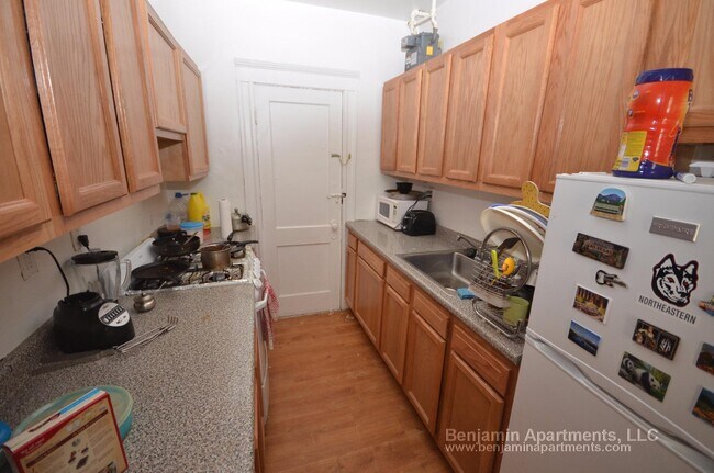 Building Photo - 1171 Boylston St
