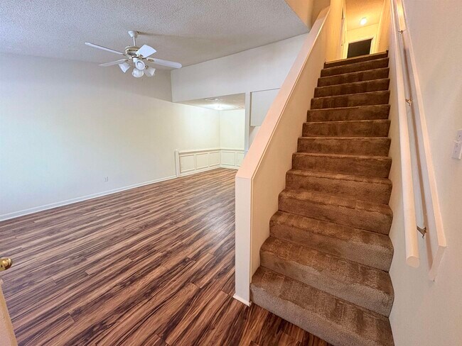 Foto del edificio - 2534 Emerald Ridge Loop