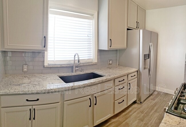 Photo - 4524 S Pearl St House