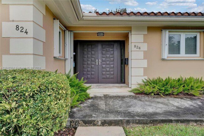 Building Photo - 826 Benevento Avenue Apt #824, Coral Gable...