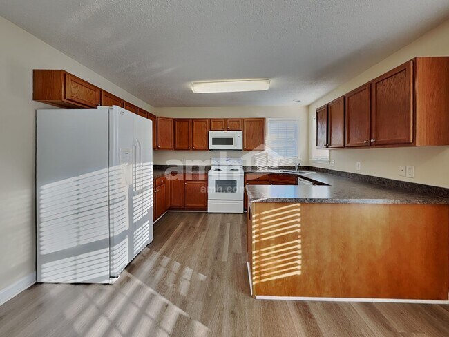 Foto del edificio - 5073 Natalie Temple Ln