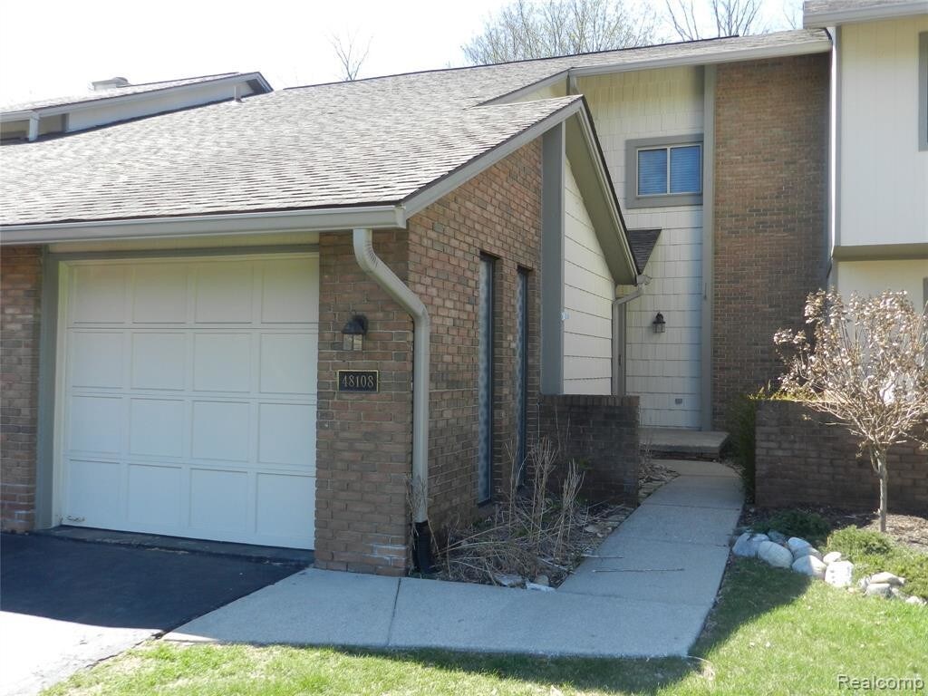 Primary Photo - 48108 Colony Farm Cir