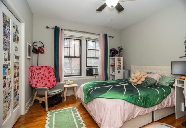 Building Photo - 5457 S Ingleside Ave