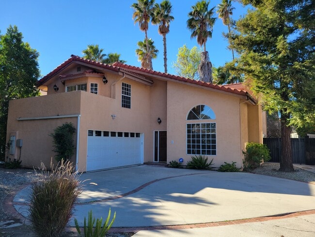 Building Photo - 19250 W Oxnard St