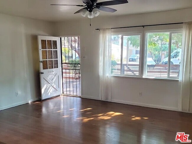 Foto del edificio - 2362 Ocean Ave
