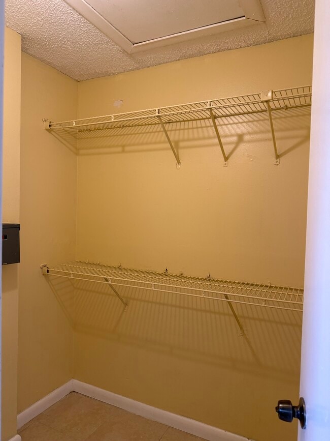 Foto del edificio - 2521 NW 56th Ave