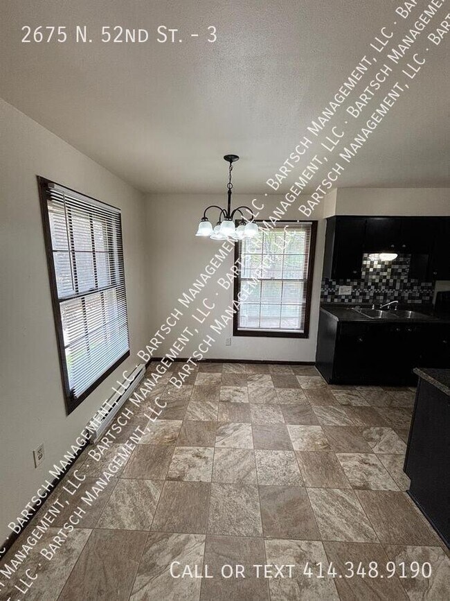 Foto del edificio - 2675 N 52nd St