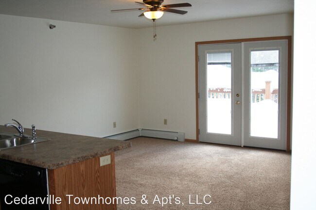 Building Photo - 2722 Scenic Dr