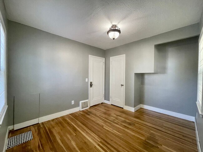 Foto del edificio - Stunning 3 Bedroom 2 Bathroom House!!