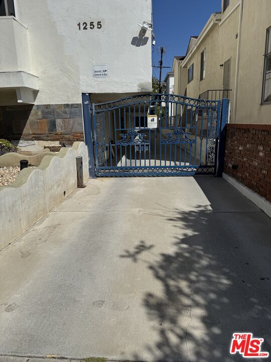 Building Photo - 1255 Princeton St