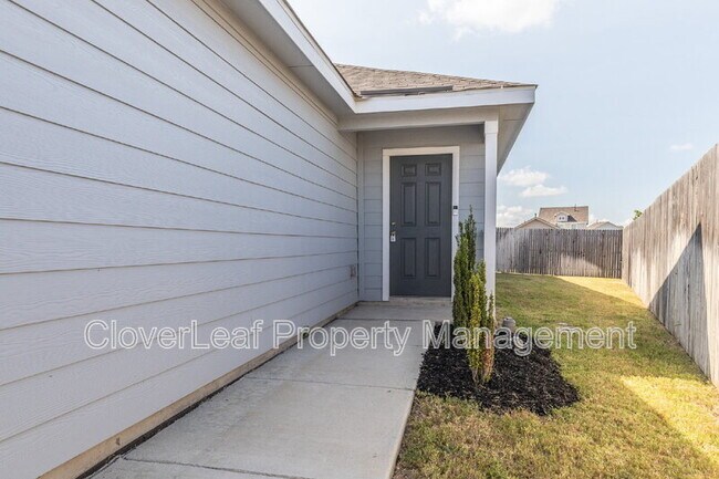Building Photo - 13730 Bucket Way