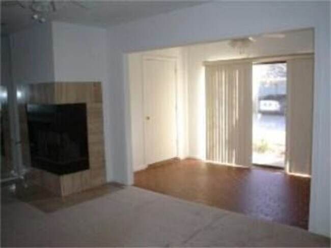 Foto del edificio - Cozy 1 bed in OP!