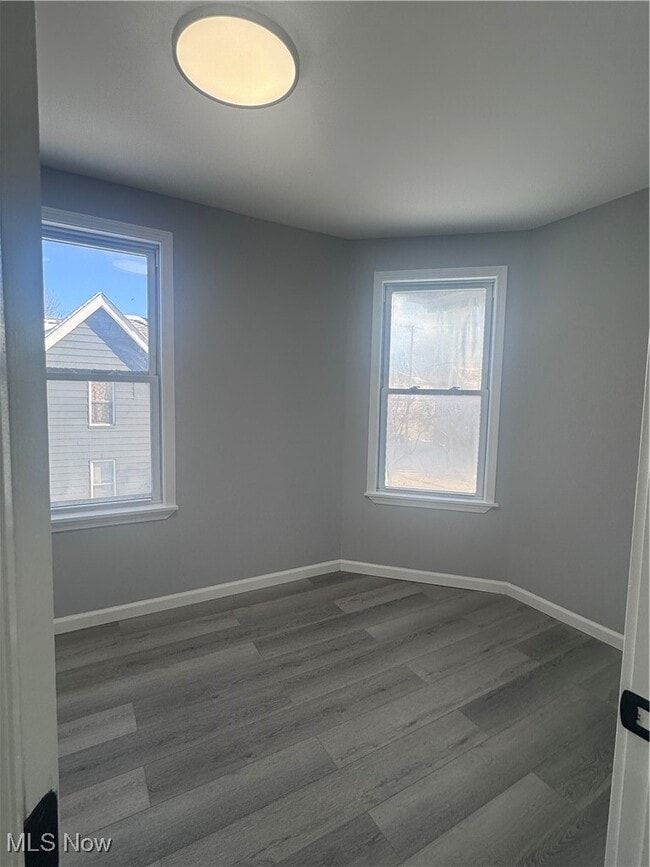 Building Photo - 2000 Forestdale Ave