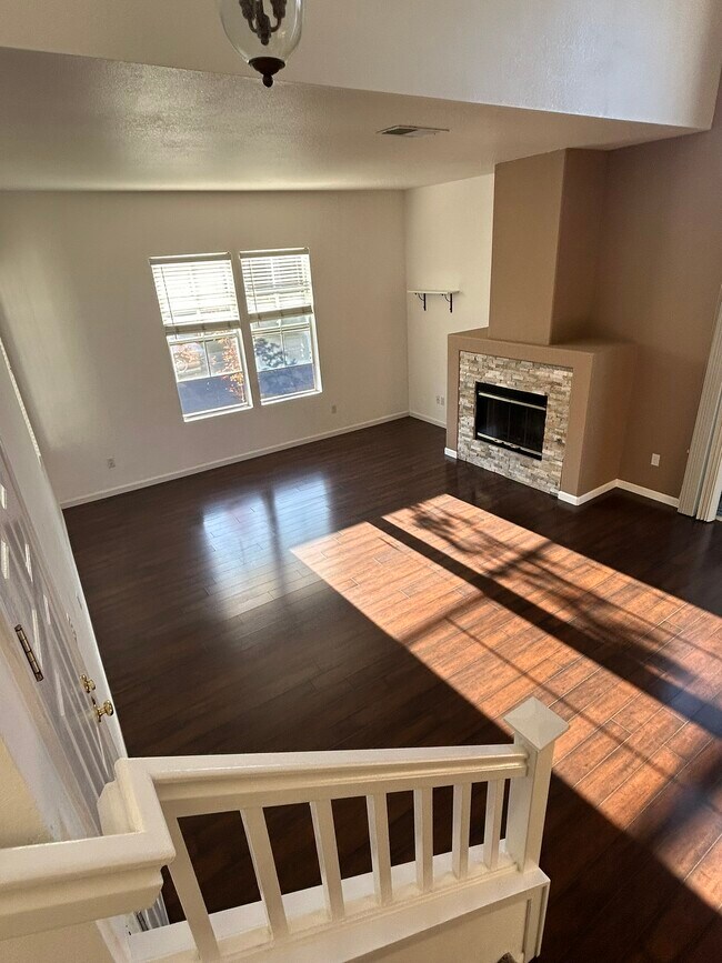 Building Photo - 3112 Zeus Ln