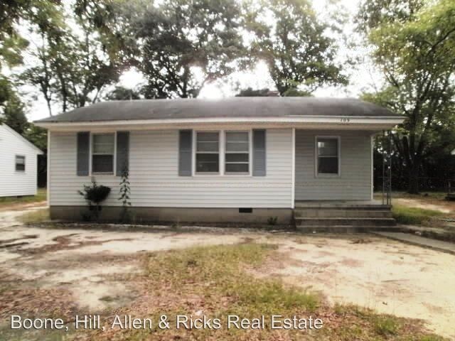 Foto principal - 3 br, 1 bath House - 109 Brown Drive