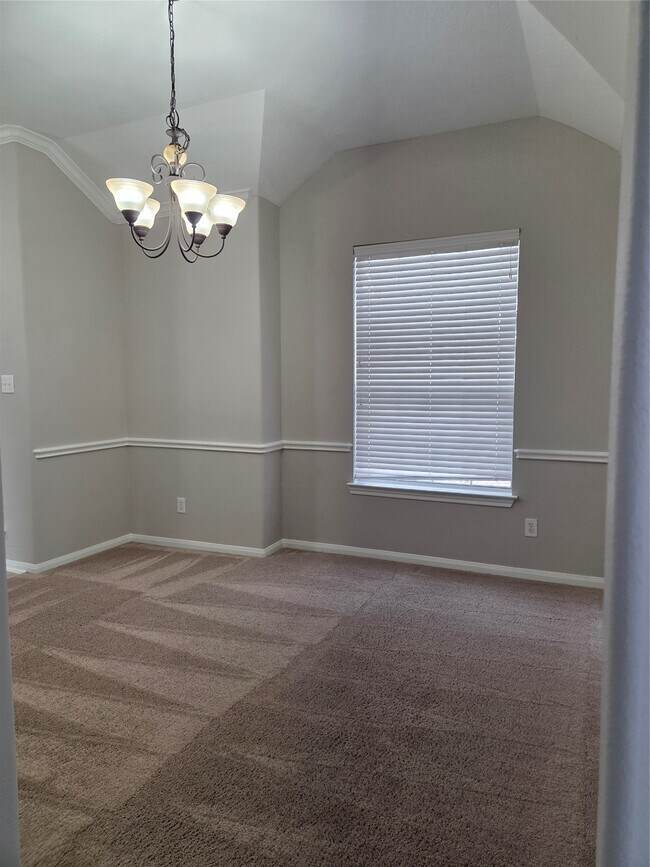 Foto del edificio - 2203 Winchester Lake