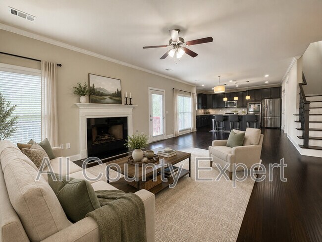 Building Photo - 1674 Fairview Dr
