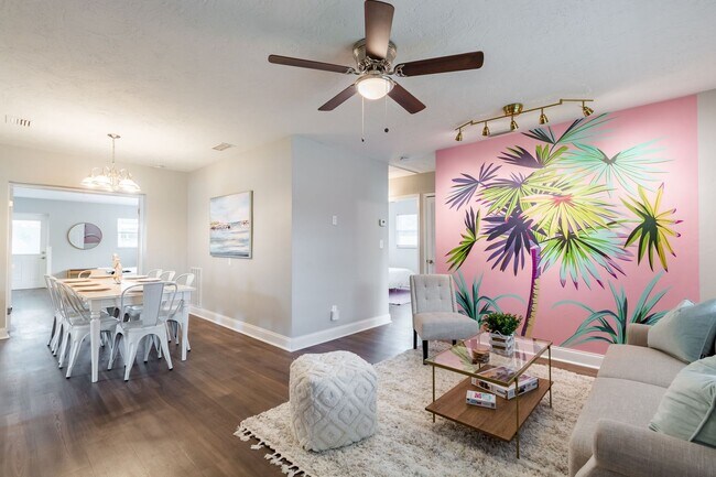 Foto del edificio - Beautiful 3BR/2BA St. Pete Home – Modern Updates & Prime Location
