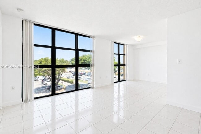 Foto del edificio - 11750 SW 18th St