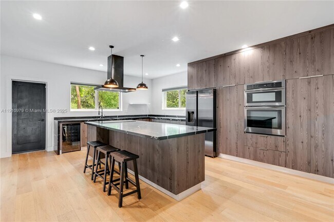 Foto del edificio - 4301 NW 6th Ave