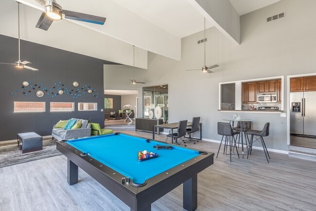 Foto del interior - Meadows at Town Center - Newly renovated with in-unit washer/dryer!